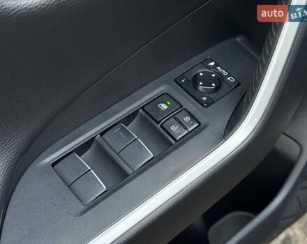 Білий Тойота РАВ 4, об'ємом двигуна 2.49 л та пробігом 128 тис. км за 29900 $, фото 40 на Automoto.ua