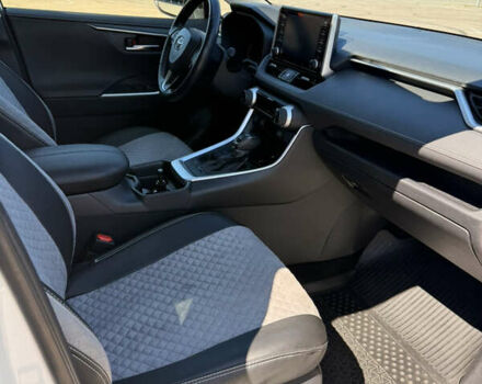 Белый Тойота РАВ 4, объемом двигателя 2.49 л и пробегом 91 тыс. км за 31500 $, фото 12 на Automoto.ua