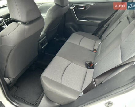 Білий Тойота РАВ 4, об'ємом двигуна 2 л та пробігом 106 тис. км за 27900 $, фото 38 на Automoto.ua