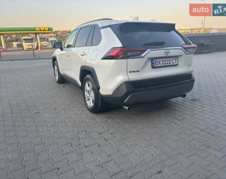 Белый Тойота РАВ 4, объемом двигателя 1.99 л и пробегом 253 тыс. км за 26500 $, фото 5 на Automoto.ua