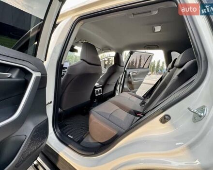 Белый Тойота РАВ 4, объемом двигателя 1.99 л и пробегом 93 тыс. км за 26900 $, фото 35 на Automoto.ua