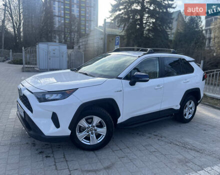 Белый Тойота РАВ 4, объемом двигателя 2.49 л и пробегом 109 тыс. км за 25900 $, фото 1 на Automoto.ua