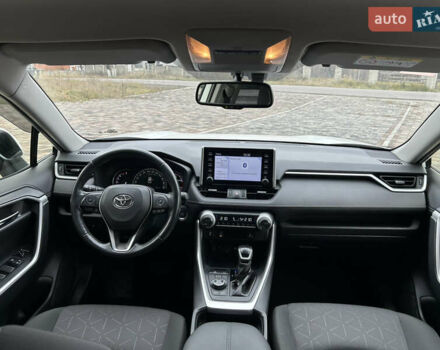 Білий Тойота РАВ 4, об'ємом двигуна 2 л та пробігом 106 тис. км за 27900 $, фото 27 на Automoto.ua