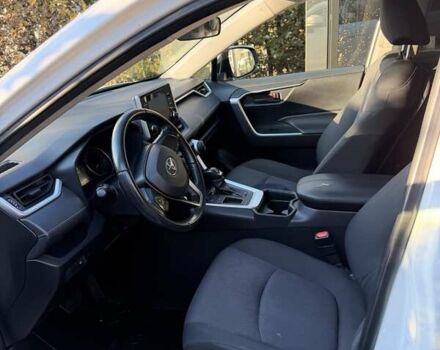 Белый Тойота РАВ 4, объемом двигателя 1.99 л и пробегом 140 тыс. км за 22500 $, фото 9 на Automoto.ua