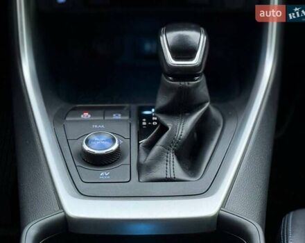 Білий Тойота РАВ 4, об'ємом двигуна 2.49 л та пробігом 128 тис. км за 29900 $, фото 51 на Automoto.ua