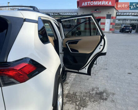 Белый Тойота РАВ 4, объемом двигателя 2.49 л и пробегом 109 тыс. км за 25900 $, фото 27 на Automoto.ua