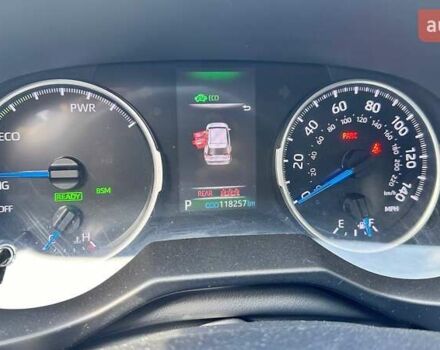 Білий Тойота РАВ 4, об'ємом двигуна 2.5 л та пробігом 121 тис. км за 27000 $, фото 13 на Automoto.ua