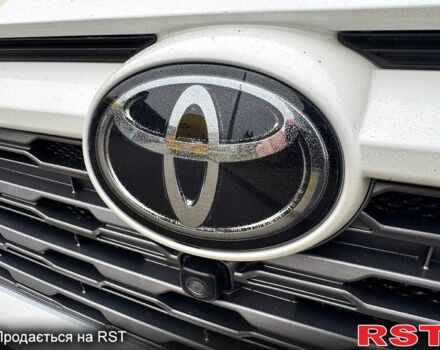 Белый Тойота РАВ 4, объемом двигателя 2 л и пробегом 99 тыс. км за 26500 $, фото 4 на Automoto.ua