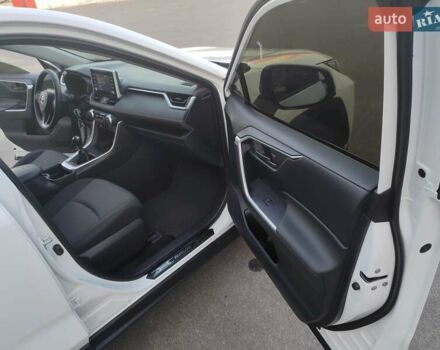 Белый Тойота РАВ 4, объемом двигателя 2 л и пробегом 75 тыс. км за 23350 $, фото 14 на Automoto.ua