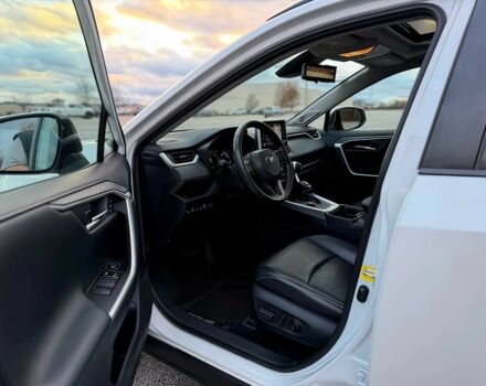 Білий Тойота РАВ 4, об'ємом двигуна 2.5 л та пробігом 48 тис. км за 10500 $, фото 10 на Automoto.ua