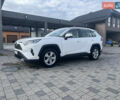 Тойота РАВ 4 2019 в Ровно на Automoto.ua Белый Тойота РАВ 4, объемом двигателя 1.99 л и пробегом 83 тыс. км за 28400 $, фото 17 на Automoto.ua