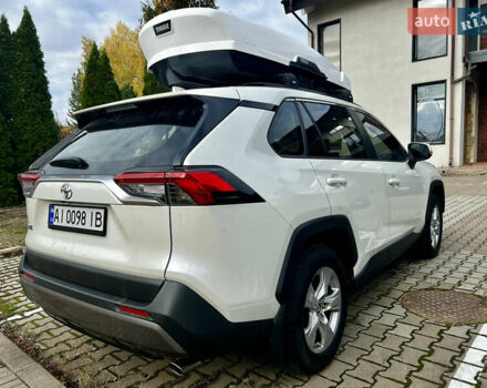 Белый Тойота РАВ 4, объемом двигателя 1.99 л и пробегом 24 тыс. км за 30500 $, фото 6 на Automoto.ua
