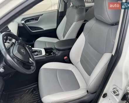 Білий Тойота РАВ 4, об'ємом двигуна 1.99 л та пробігом 99 тис. км за 28000 $, фото 17 на Automoto.ua