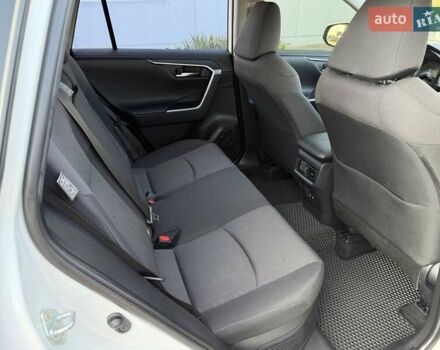 Белый Тойота РАВ 4, объемом двигателя 2.5 л и пробегом 105 тыс. км за 29900 $, фото 17 на Automoto.ua