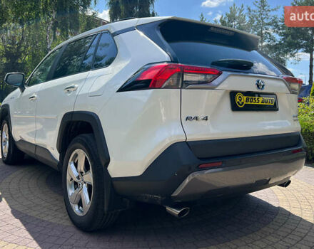 Белый Тойота РАВ 4, объемом двигателя 2.5 л и пробегом 71 тыс. км за 36300 $, фото 4 на Automoto.ua