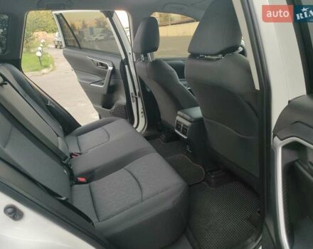 Белый Тойота РАВ 4, объемом двигателя 2 л и пробегом 75 тыс. км за 23350 $, фото 16 на Automoto.ua