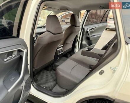 Білий Тойота РАВ 4, об'ємом двигуна 1.99 л та пробігом 93 тис. км за 25900 $, фото 35 на Automoto.ua