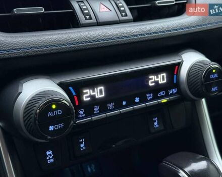 Білий Тойота РАВ 4, об'ємом двигуна 2.49 л та пробігом 128 тис. км за 29900 $, фото 58 на Automoto.ua