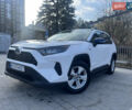Белый Тойота РАВ 4, объемом двигателя 2.49 л и пробегом 109 тыс. км за 25900 $, фото 1 на Automoto.ua