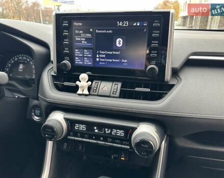 Белый Тойота РАВ 4, объемом двигателя 2 л и пробегом 70 тыс. км за 27999 $, фото 25 на Automoto.ua