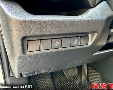Білий Тойота РАВ 4, об'ємом двигуна 2 л та пробігом 93 тис. км за 26900 $, фото 2 на Automoto.ua