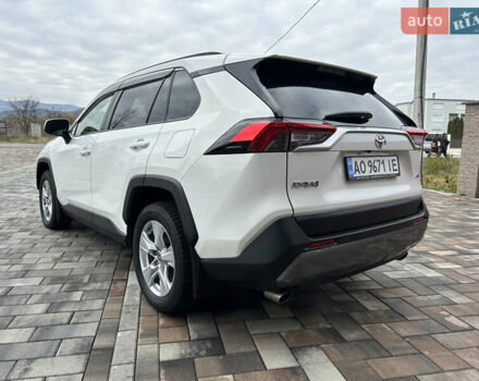 Білий Тойота РАВ 4, об'ємом двигуна 2 л та пробігом 106 тис. км за 27900 $, фото 14 на Automoto.ua