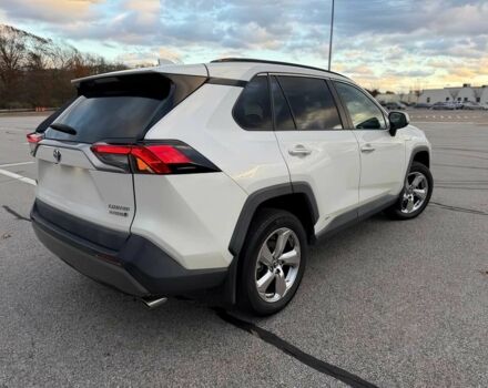 Білий Тойота РАВ 4, об'ємом двигуна 2.5 л та пробігом 48 тис. км за 10500 $, фото 4 на Automoto.ua