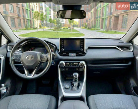 Белый Тойота РАВ 4, объемом двигателя 2 л и пробегом 138 тыс. км за 21200 $, фото 7 на Automoto.ua