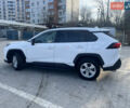 Белый Тойота РАВ 4, объемом двигателя 2.49 л и пробегом 109 тыс. км за 25900 $, фото 3 на Automoto.ua