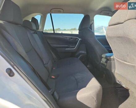 Білий Тойота РАВ 4, об'ємом двигуна 2.49 л та пробігом 86 тис. км за 8500 $, фото 9 на Automoto.ua