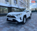 Белый Тойота РАВ 4, объемом двигателя 2 л и пробегом 70 тыс. км за 27999 $, фото 1 на Automoto.ua
