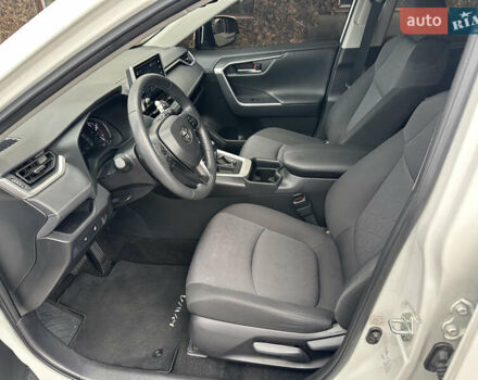 Белый Тойота РАВ 4, объемом двигателя 2 л и пробегом 70 тыс. км за 27999 $, фото 13 на Automoto.ua