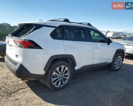 Белый Тойота РАВ 4, объемом двигателя 2.49 л и пробегом 70 тыс. км за 8100 $, фото 2 на Automoto.ua