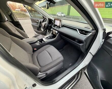 Білий Тойота РАВ 4, об'ємом двигуна 1.99 л та пробігом 93 тис. км за 25900 $, фото 43 на Automoto.ua