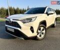 Белый Тойота РАВ 4, объемом двигателя 2.5 л и пробегом 105 тыс. км за 29900 $, фото 1 на Automoto.ua