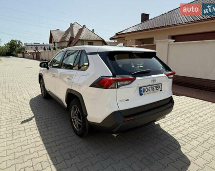 Білий Тойота РАВ 4, об'ємом двигуна 2 л та пробігом 76 тис. км за 25900 $, фото 4 на Automoto.ua