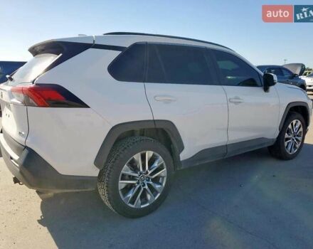 Белый Тойота РАВ 4, объемом двигателя 2.49 л и пробегом 112 тыс. км за 7900 $, фото 3 на Automoto.ua