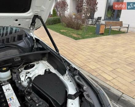 Белый Тойота РАВ 4, объемом двигателя 1.99 л и пробегом 99 тыс. км за 27500 $, фото 25 на Automoto.ua