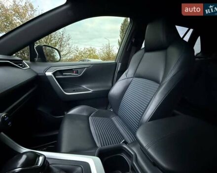 Білий Тойота РАВ 4, об'ємом двигуна 2.49 л та пробігом 128 тис. км за 29900 $, фото 66 на Automoto.ua