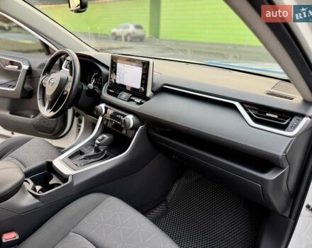 Білий Тойота РАВ 4, об'ємом двигуна 1.99 л та пробігом 93 тис. км за 25900 $, фото 40 на Automoto.ua