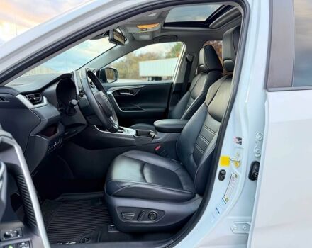 Білий Тойота РАВ 4, об'ємом двигуна 2.5 л та пробігом 48 тис. км за 10500 $, фото 8 на Automoto.ua