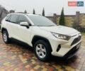 Белый Тойота РАВ 4, объемом двигателя 2 л и пробегом 41 тыс. км за 30700 $, фото 1 на Automoto.ua