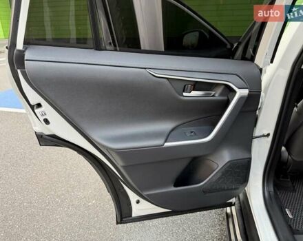 Білий Тойота РАВ 4, об'ємом двигуна 1.99 л та пробігом 93 тис. км за 25900 $, фото 36 на Automoto.ua