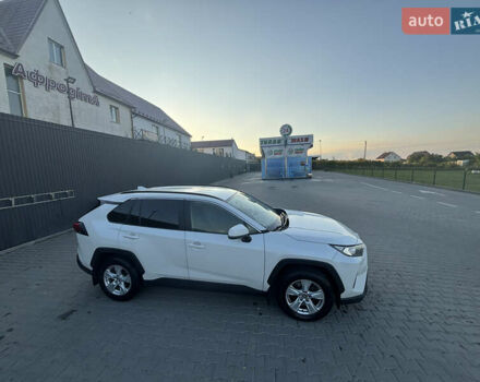 Белый Тойота РАВ 4, объемом двигателя 1.99 л и пробегом 253 тыс. км за 26500 $, фото 10 на Automoto.ua