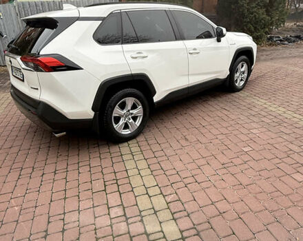 Белый Тойота РАВ 4, объемом двигателя 2.49 л и пробегом 80 тыс. км за 31700 $, фото 3 на Automoto.ua