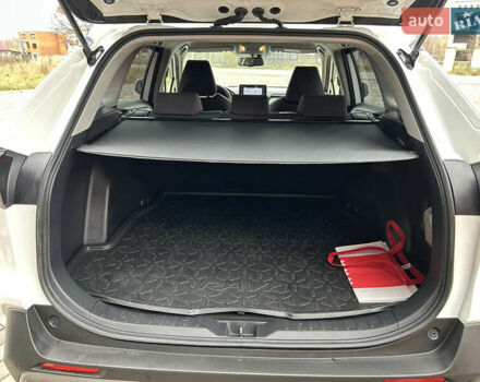 Білий Тойота РАВ 4, об'ємом двигуна 2 л та пробігом 106 тис. км за 27900 $, фото 22 на Automoto.ua