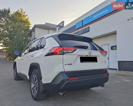 Белый Тойота РАВ 4, объемом двигателя 2 л и пробегом 75 тыс. км за 23350 $, фото 2 на Automoto.ua