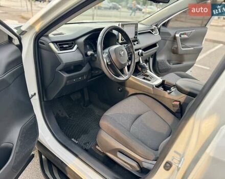 Белый Тойота РАВ 4, объемом двигателя 1.99 л и пробегом 93 тыс. км за 26900 $, фото 29 на Automoto.ua