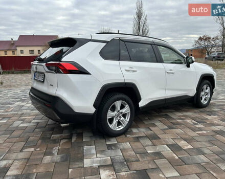 Білий Тойота РАВ 4, об'ємом двигуна 2 л та пробігом 106 тис. км за 27900 $, фото 19 на Automoto.ua