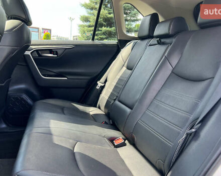 Белый Тойота РАВ 4, объемом двигателя 2.5 л и пробегом 71 тыс. км за 36300 $, фото 13 на Automoto.ua